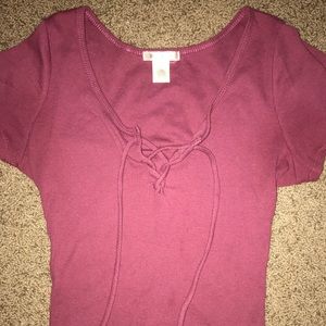 stretchy and cropped burgundy top with lace